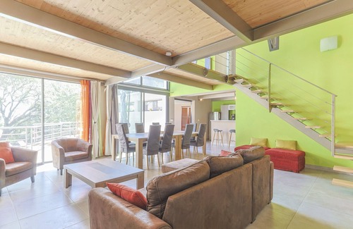Sauveterre Villa | Ousidou - Beautiful house with Sauveterre in walking distance