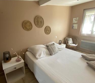 Puisserguier Apartment | Oustalou Bel Air