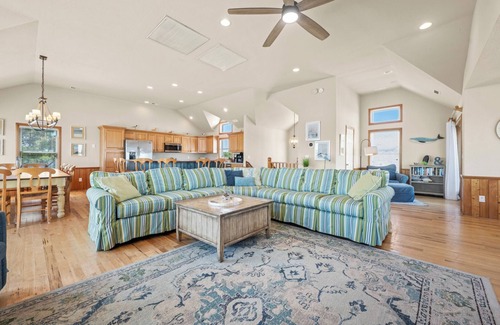 Whalehead Beach House | Out of the Blue 8 Bedroom Home With Private Pool