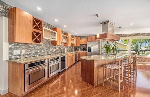South Haven House | Out of the Blue - Luxury 5500 sq ft home on North Beach nn