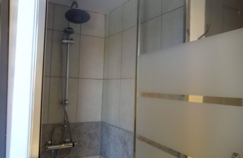 Lafourguette Condo | Outbuilding with independent entrance