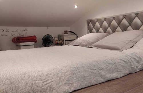 Lafourguette Condo | Outbuilding with independent entrance