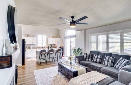 Foothills House | Outdoor Entertaining Space: Family Henderson Home