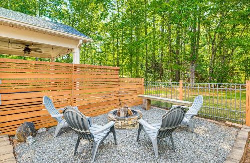 Sharpsburg House | Outdoor Entertainment Area Sharpsburg Home!
