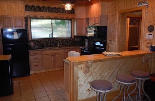 Bland House | Outdoor Enthusiasts 3 Bdrm retreat Blue Ridge Mountains Jefferson National Frst