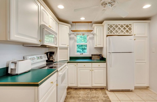North Conway House | Outdoor Exploration: Quaint North Conway Cottage!