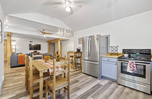 Jefferson Township Cabin | Outdoor hot tub & indoor soaking tub, bonfire pit, picnic area, foosball & more