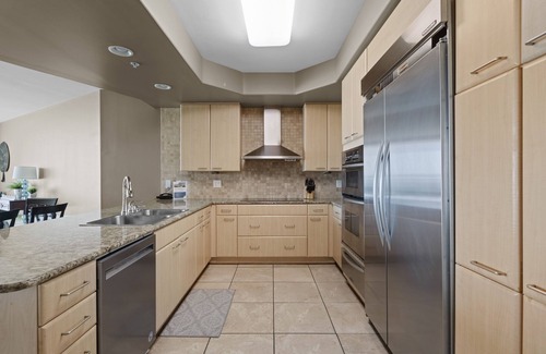 Orange Beach East Condo | Outdoor & Indoor Pools! | Waterfront View