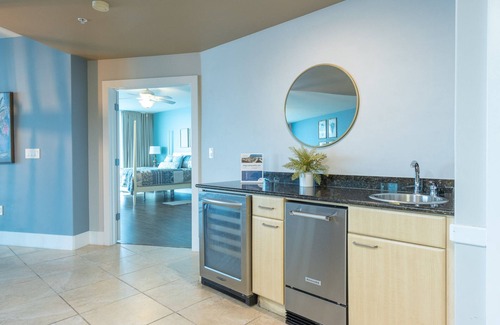 Orange Beach East Condo | Outdoor & Indoor Pools! | Waterfront View