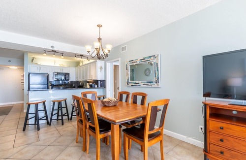 Orange Beach Condo | Outdoor & Indoor Pool! | Gulf Front