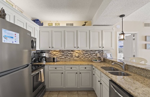 Orange Beach Condo | Outdoor & Indoor Pool! | Gulf Front