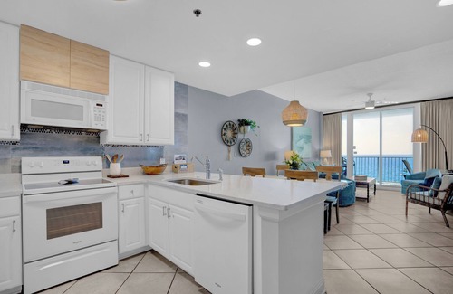 Gulf Shores Condo | Outdoor & Indoor Pools! | Gulf Front