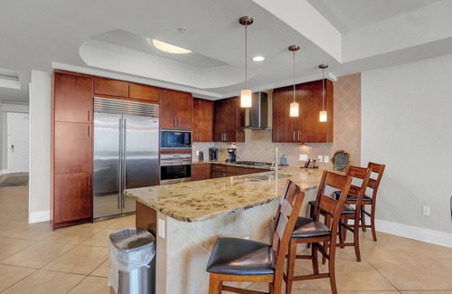 Orange Beach Condo | Outdoor & Indoor Pools | Luxury Beach Condo