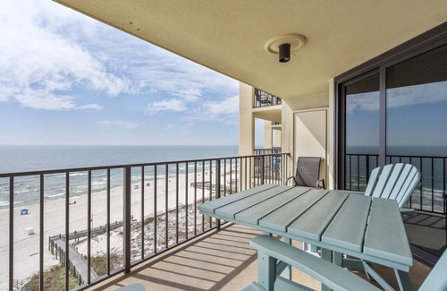 Orange Beach Condo | Outdoor & Indoor Pool! | Gulf Front
