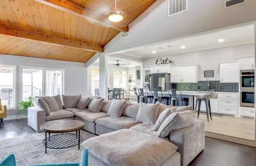 Ransom Canyon Cottage | Outdoor Oasis w/ Lake Views: Ransom Canyon Retreat