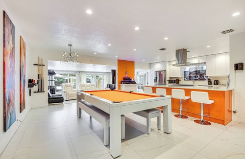 Nautilus Isle House | Outdoor Oasis w/Private Pool: Dania Beach Retreat