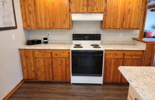 Barbeau Cabin | Outdoor Paradise @ the "Lower Dam Lodge" Located on the St. Marys River