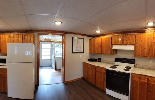 Barbeau Cabin | Outdoor Paradise @ the "Lower Dam Lodge" Located on the St. Marys River
