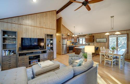 Southern Shores House | Outer Banks Retreat - Walk to Beach!