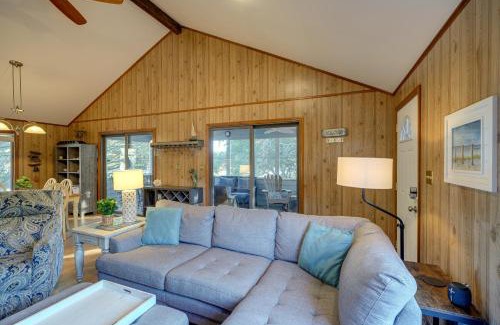 Southern Shores House | Outer Banks Retreat - Walk to Beach!