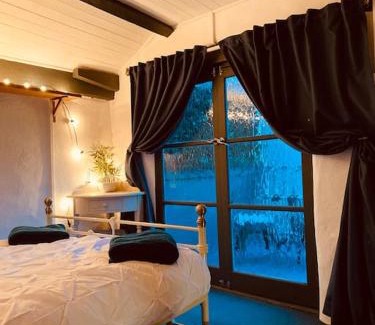 Kirkby Lonsdale Apartment | Outhouse Bothy
