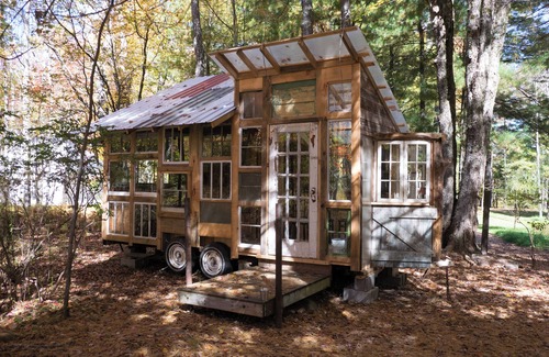 Woodridge RV Rental | Outlier Inn Tiny House 4 on Farm Upstate Catskills