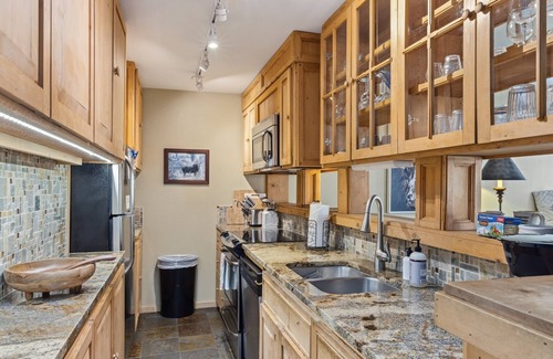 Moose Wilson Road Condo | Outpost: Columbine 1024 - Aspens Location!