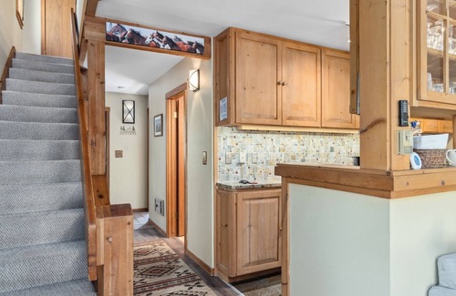 Moose Wilson Road Condo | Outpost: Columbine 1024 - Aspens Location!