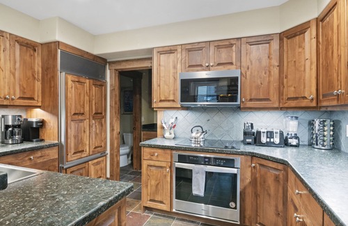 Jackson Condo | Outpost: Grand View 5120 - Air Conditioned