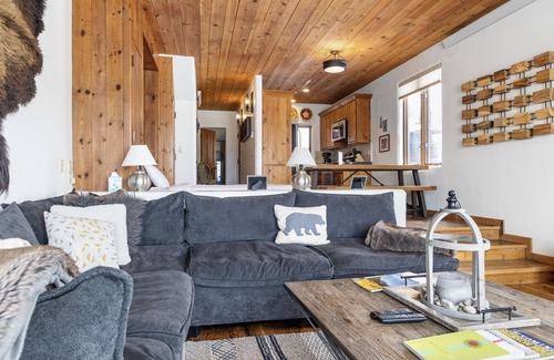 Spring Creek Ranch House | Outpost: Harvest Dance 3150 - Teton Views