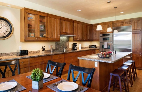 Jackson Condo | Outpost: Love Ridge 261 - Spacious, Air Conditioned