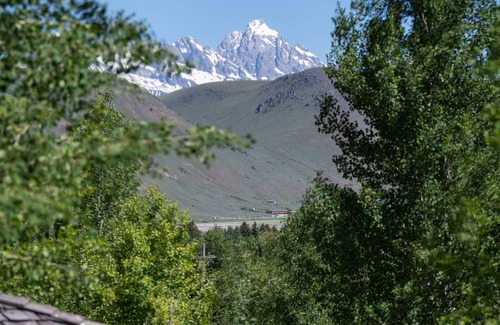 Jackson Condo | Outpost: Love Ridge 261 - Spacious, Air Conditioned