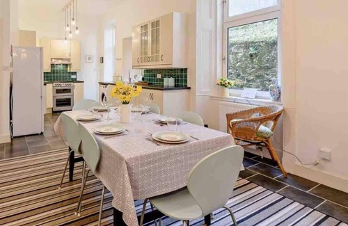 Rothesay Apartment | Outstanding, Georgian flat overlooking the bay
