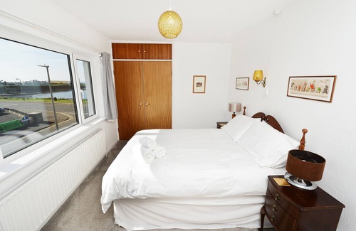 Bushmills House | Outstanding location, sea views, spacious detached house with private garden
