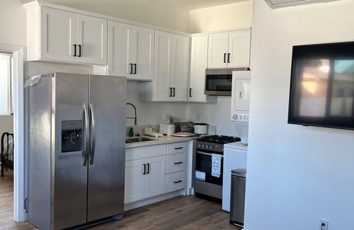 North Long Beach House | Outstanding New 1 Bedroom, 1 Bathroom