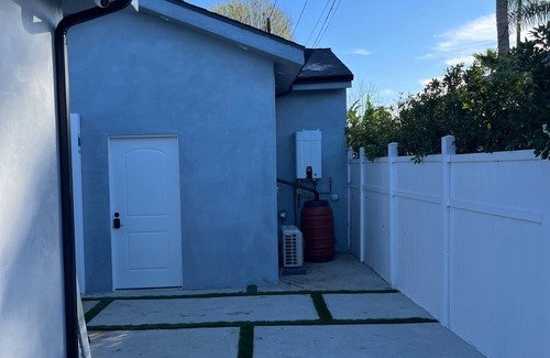 North Long Beach House | Outstanding New 1 Bedroom, 1 Bathroom