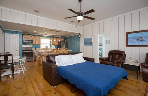 Crystal Beach House | Outstanding Oceanview Oasis*Steps from Beach*3BR
