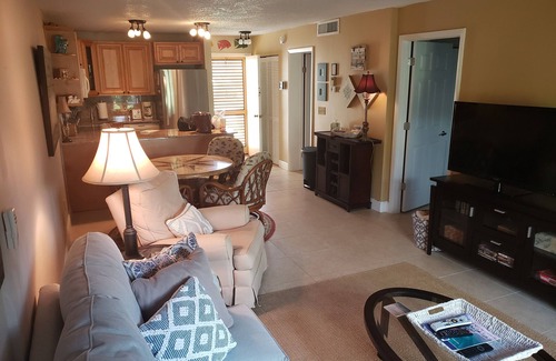 Fort Pierce Condo | OV 512 Garden View Condo-Paradise Vacation Rental in Ocean Village