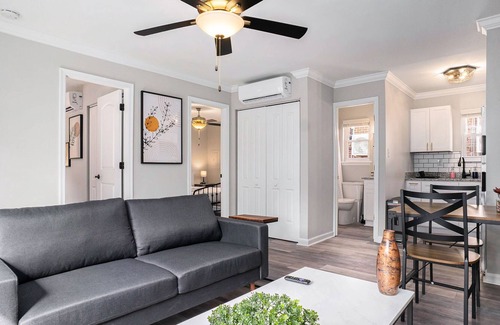 East Ocean View Apartment | OV Mosaic Sunset Suite