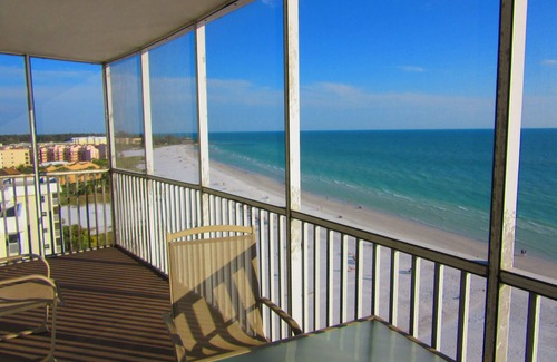Siesta Key Condo | Over 180 Degree View of the Siesta Key Beach and Gulf! Crystal Sands Tower
