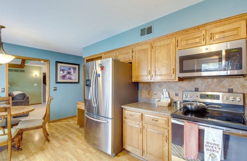 Overland Park Cottage | Overland Park Family Home w/Game Room & Backyard!