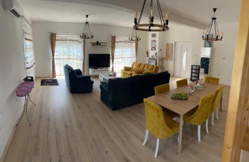 Ilijas Villa | Overland villa 1