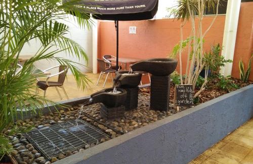 Townview Hotel | Overlander Hotel