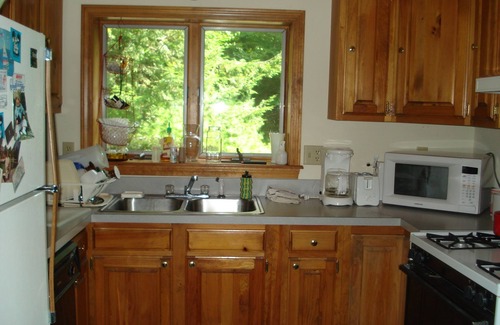 Corinth House | Overlook Beach Club- Great Scandaga Lake WiFi and phone