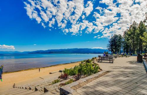 Tahoe Village Apartment | Overlook Nook