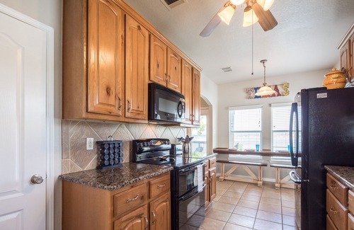 Canyon Lake House | Overlook Pointe Lake House- Waterfront with Stunning Views and Hot Tub!