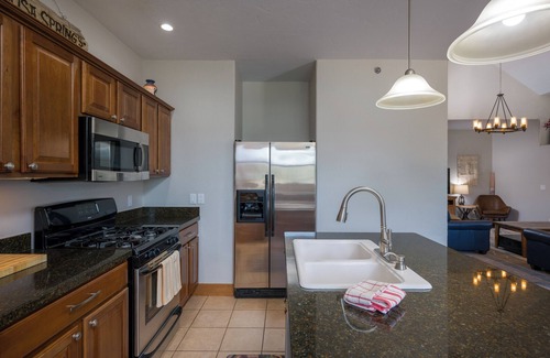 Pagosa Springs Condo | Overlook the River, Walk To Town & Hot Springs