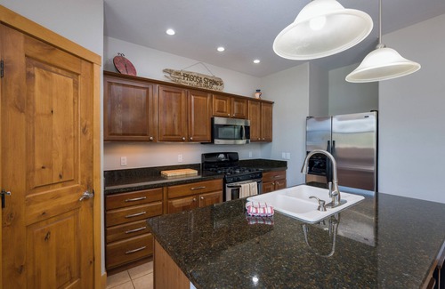Pagosa Springs Condo | Overlook the River, Walk To Town & Hot Springs