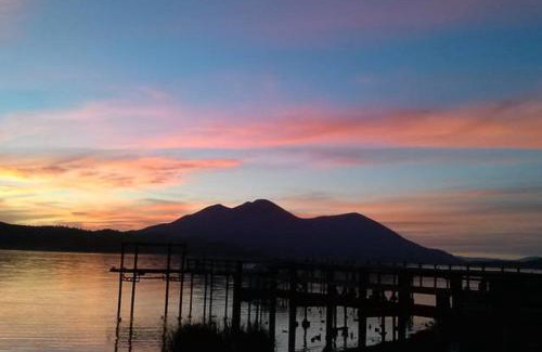 Clearlake Apartment | Overlooking clearlake from the living room