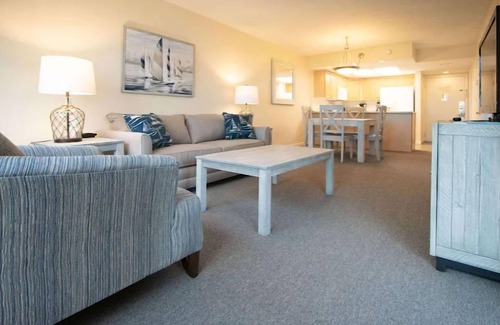 Sandestin Condo | Oversized 2BR Condo Near the Beach
